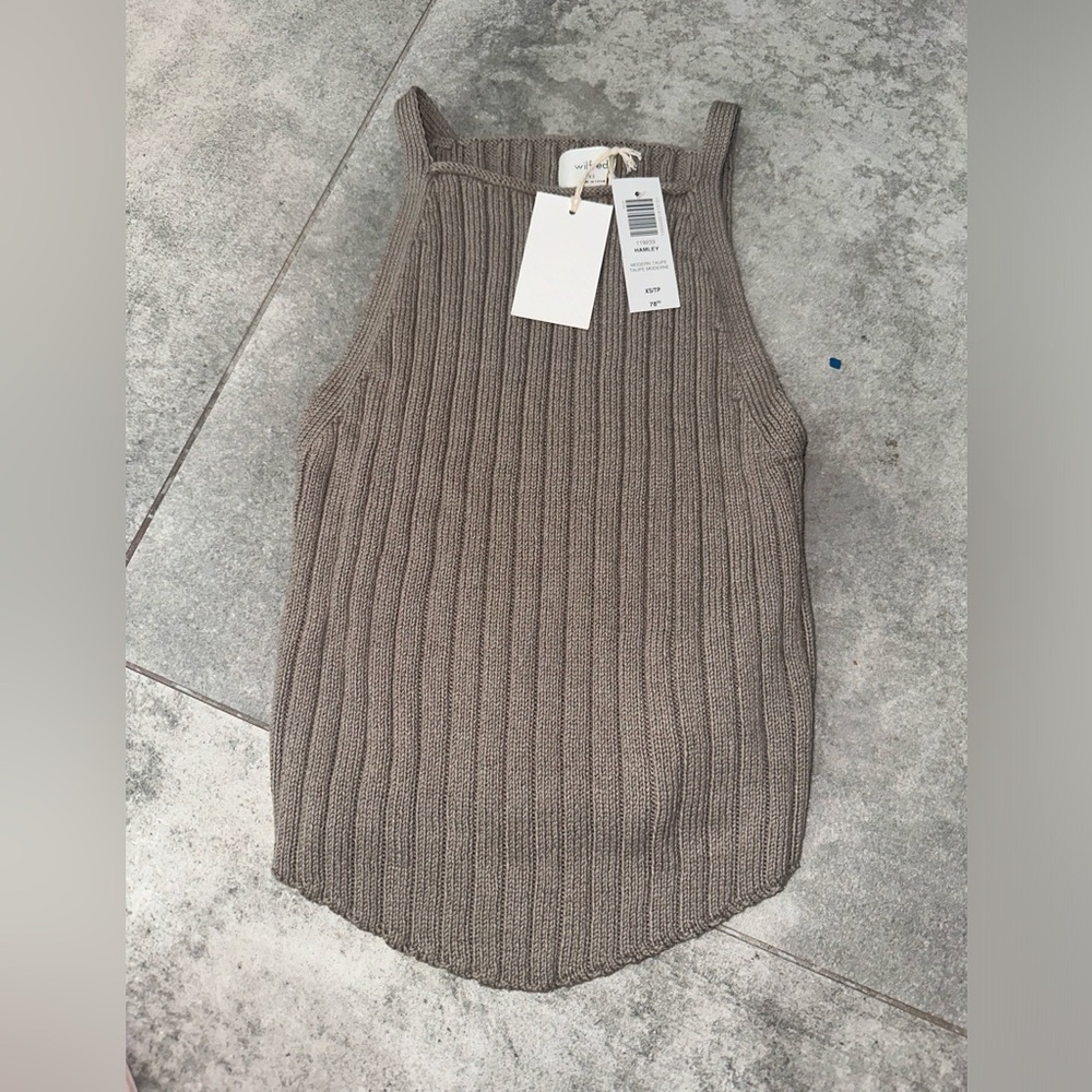 Wilfred Hamley modern taupe top size x small